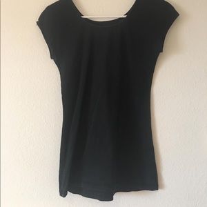 basic black tee